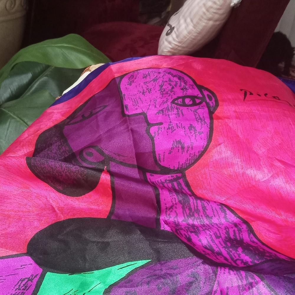 Scarf - Picture 2 of 4